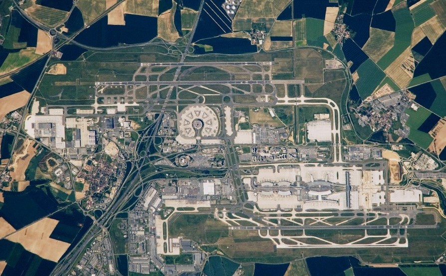 Vue aérienne de l’aéroport Paris-Charles de Gaulle à Roissy